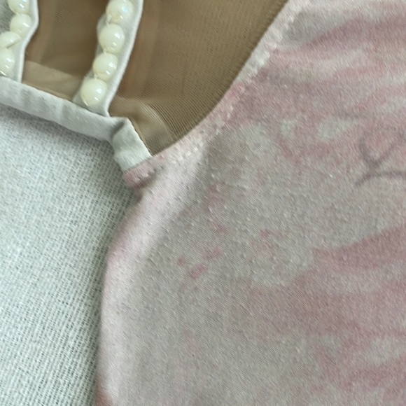 INCREDIBLE T-SHIRT BY VANESSA LIMA.. EIFFEL TOWER AMID MUTED PINK AND BEIGE - Picture 12 of 13